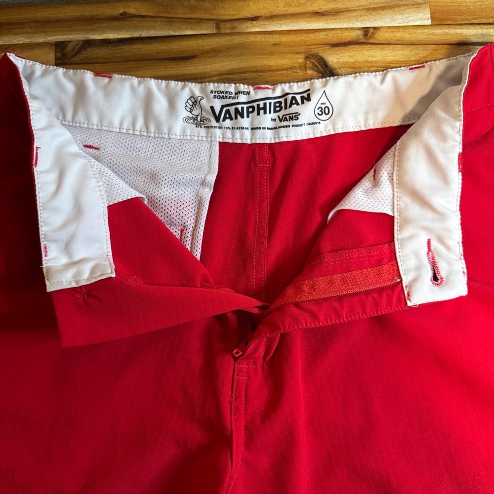 VANS Vanphibian Walk Swim Shorts 30 Red Hybrid Quick Dry Boardshorts - Picture 2 of 7